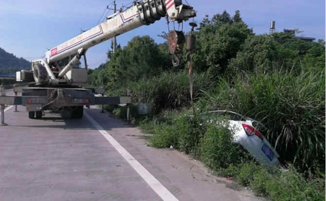 北流重载吊车救援